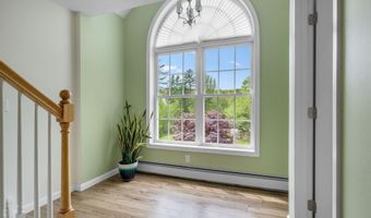 212 Oak Hill Rd, Barrington, NH 03825