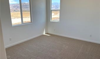 5688 E Badlands Ln, Pahrump, NV 89061