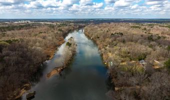 191 Wild Turkey Ln, Camden, SC 29020