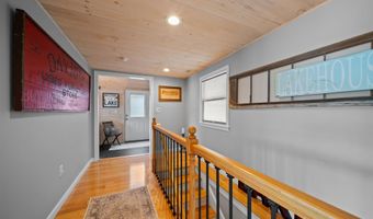 195 E Side Dr, Alton, NH 03809