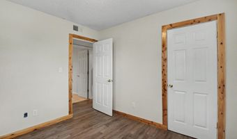 645 Union St, Bay St. Louis, MS 39520