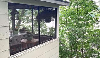 613 Stony Point Rd, Benson, VT 05743