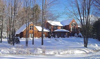 82 Pilgrim Dr, Bedford, NH 03110