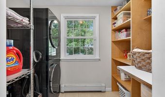 28 Algonquin Ave, Andover, MA 01810