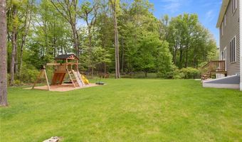 25 Kristin Dr, Cranston, RI 02921