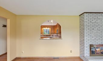 4403 W Riverview Dr, Alma, MI 48801