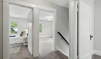 5635 Ridge Ave, Cincinnati, OH 45213