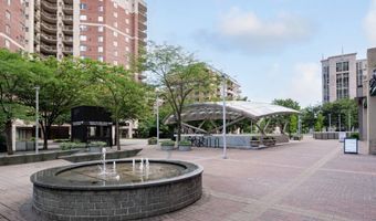 1001 N RANDOLPH St 212, Arlington, VA 22201