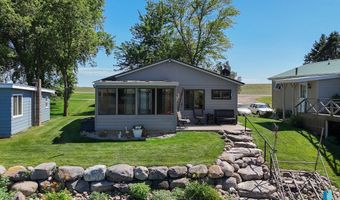 10 S Oakwood Shoreline Dr, Bruce, SD 57220
