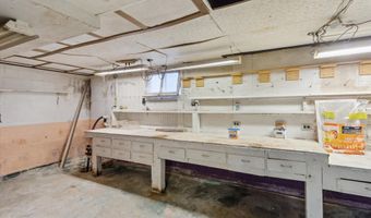 804 Hannah Ave, Alma, MI 48801