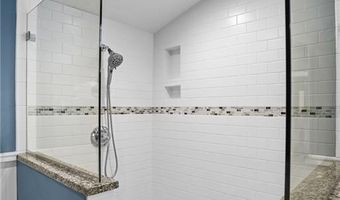 30 Eldredge Ave, East Greenwich, RI 02818