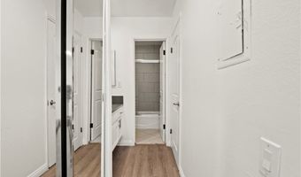 5334 Lindley Ave 125, Encino, CA 91316