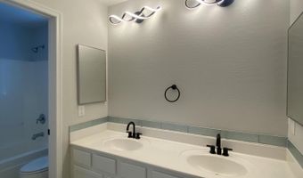 4909 E COLONIAL Dr, Chandler, AZ 85249