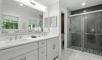 184 Cold Creek Dr, Alpharetta, GA 30009