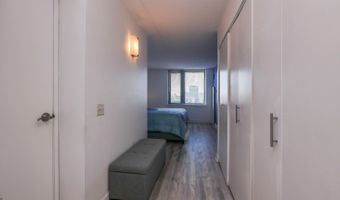 526 Pacific Ave, Atlantic City, NJ 08401