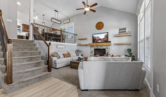 806 154th Cir, Basehor, KS 66007