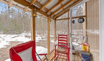 3 New England Rd, Abbot, ME 04406
