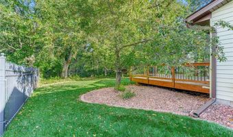 7454 Upper 24th St N, Oakdale, MN 55128