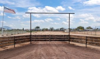 N 4th Street, Aguila, AZ 85320