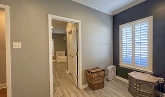 204 Piccadilly, Batesville, MS 38606