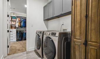 51 JOHNSBOROUGH Cv, Atoka, TN 38004