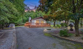 160 Ginsburg Cir, Albrightsville, PA 18210