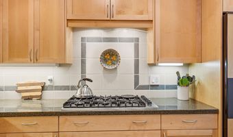 611 Forest St, Ashland, OR 97520