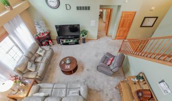 1136 Stewarton, Cincinnati, OH 45102