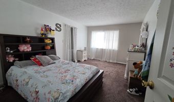 8512 Green Valley Dr, Indianapolis, IN 46217