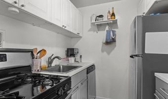 1931 N CLEVELAND St 213, Arlington, VA 22201