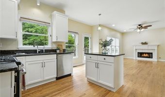 595 Oak Alley Way, Alpharetta, GA 30022