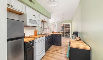 1 Jackson Hole 9, Alloway, NJ 07462