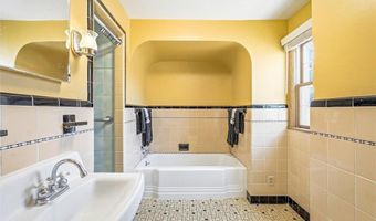 1027 Cedar Ave, Albert Lea, MN 56007