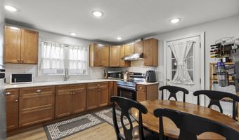 95-97 Englewood Ave, Bridgeport, CT 06606