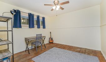216 Main St, Middletown, NJ 07748