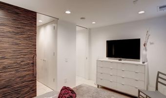 3329 Q St NW, Washington, DC 20007