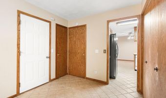 307 14th Pl NW, Austin, MN 55912