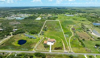 2319 Smith Rd, Aransas Pass, TX 78336