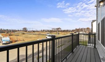 42111 SHINING STAR Sq, Ashburn, VA 20148