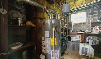 148 Hackett Ave, Attleboro, MA 02703