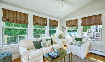 5 Curtis Rd, North Kingstown, RI 02874