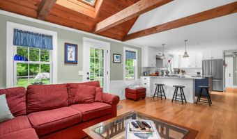 156 Tonela Ln, Barnstable, MA 02630