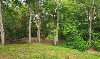 72 Blueberry Dr, East Greenwich, RI 02818