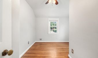 6145 12TH St N, Arlington, VA 22205