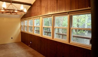 32 Basswood Ct, Albrightsville, PA 18210