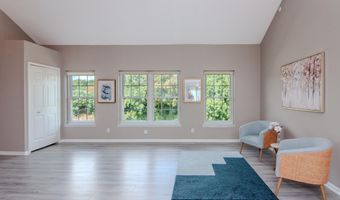 1892 Lindsay Ln, Ann Arbor, MI 48104