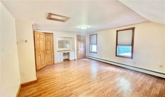 245 S Main St, Coventry, RI 02816