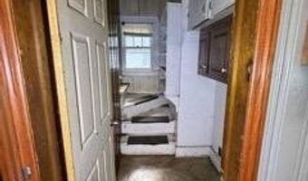 5 Lockrow Blvd, Albany, NY 12205