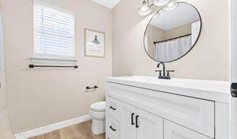 14 Brittany Dr, Bayville, NJ 08721