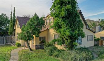 702 N 2nd St, Alpine, TX 79830